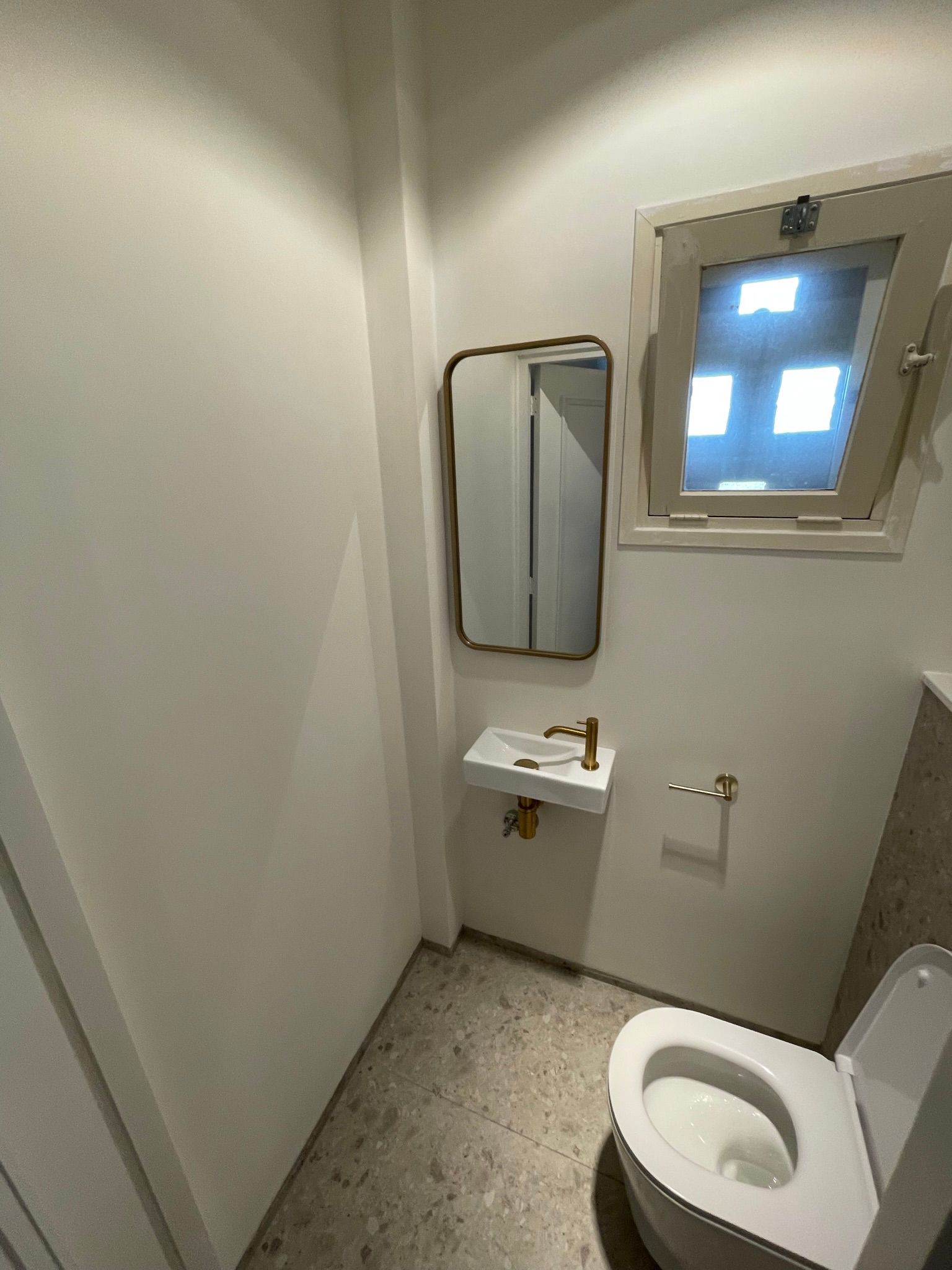 ASFF Alicante toilet remodel Benidorm contractor wc renovation