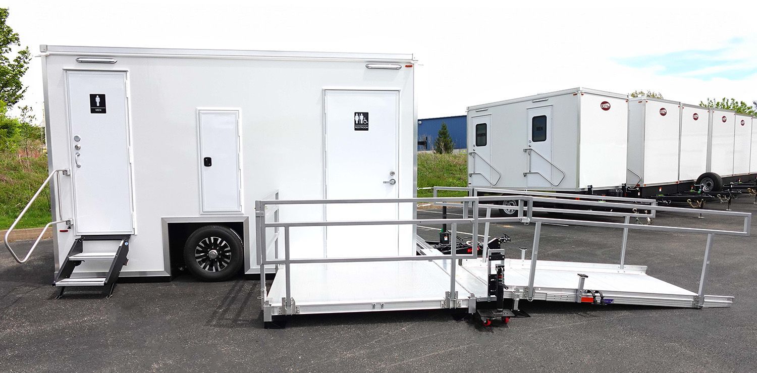 ADA + 2 Luxury restroom trailer new downey ca 90242