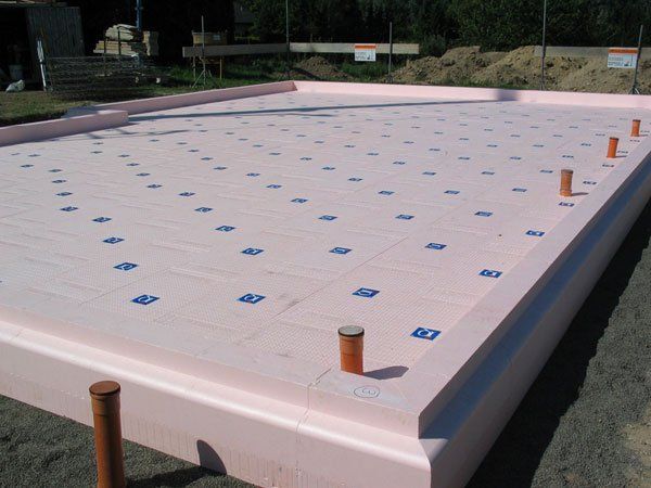 SOQUICK The Insulated Raft is completed and ready for reinforcement and concrete.