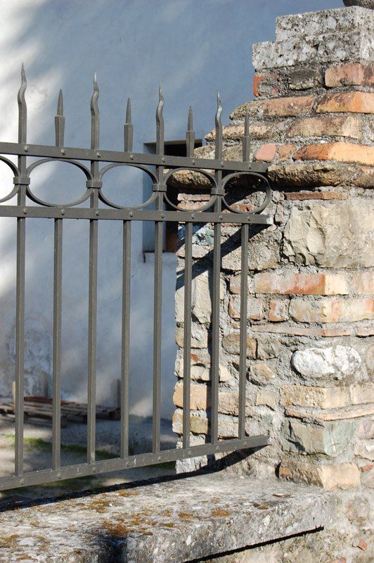 ringhiera muretto con decorazioni