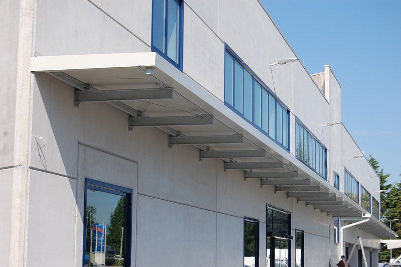 travi di sostegno in ferro per balcone