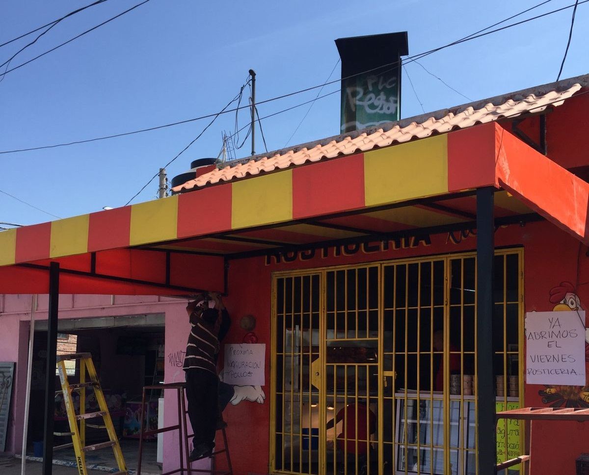 LONAS, TOLDOS, ESTRUCTURAS Y MALLA SOMBRA ESTRUFLEX