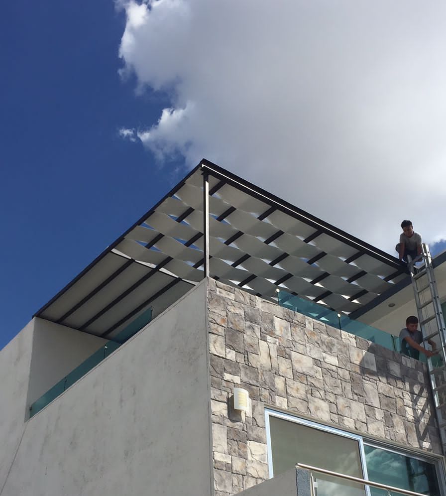 LONAS, TOLDOS, ESTRUCTURAS Y MALLA SOMBRA ESTRUFLEX