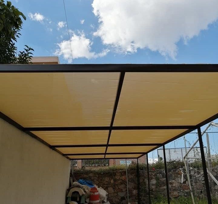 LONAS, TOLDOS, ESTRUCTURAS Y MALLA SOMBRA ESTRUFLEX