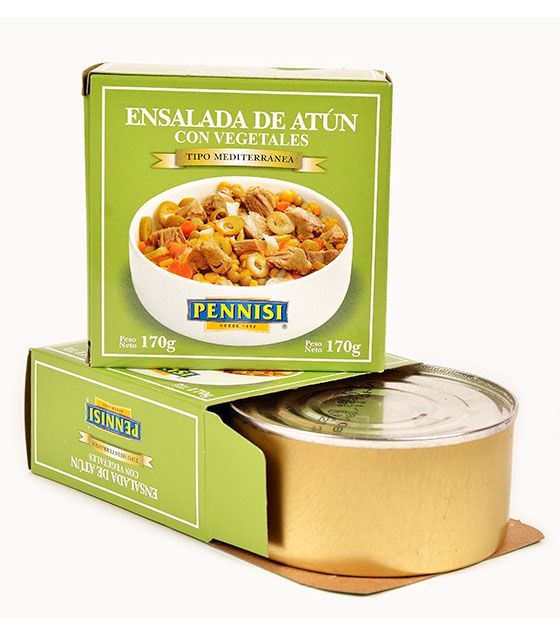 A box of ensalada de atun con vegetales sits next to a can