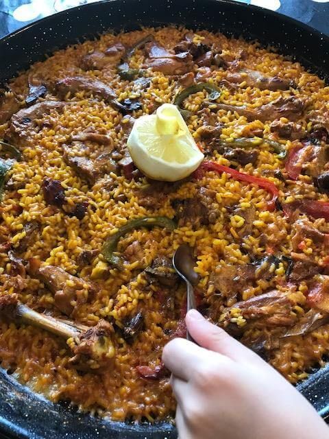 Arroz y Conejo / Arroz y Pollo