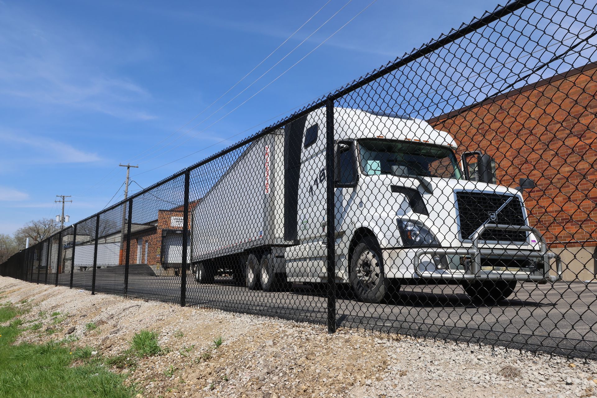 commercial fence installation Illinois