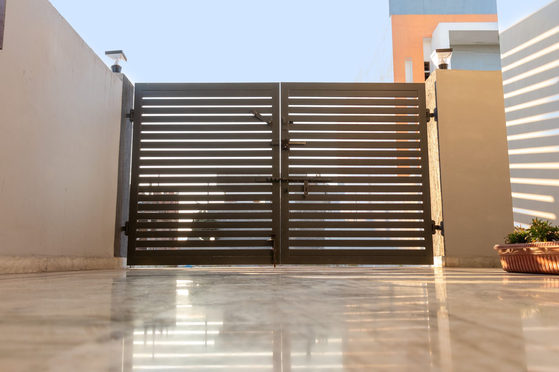 commercial vinyl gates illinois