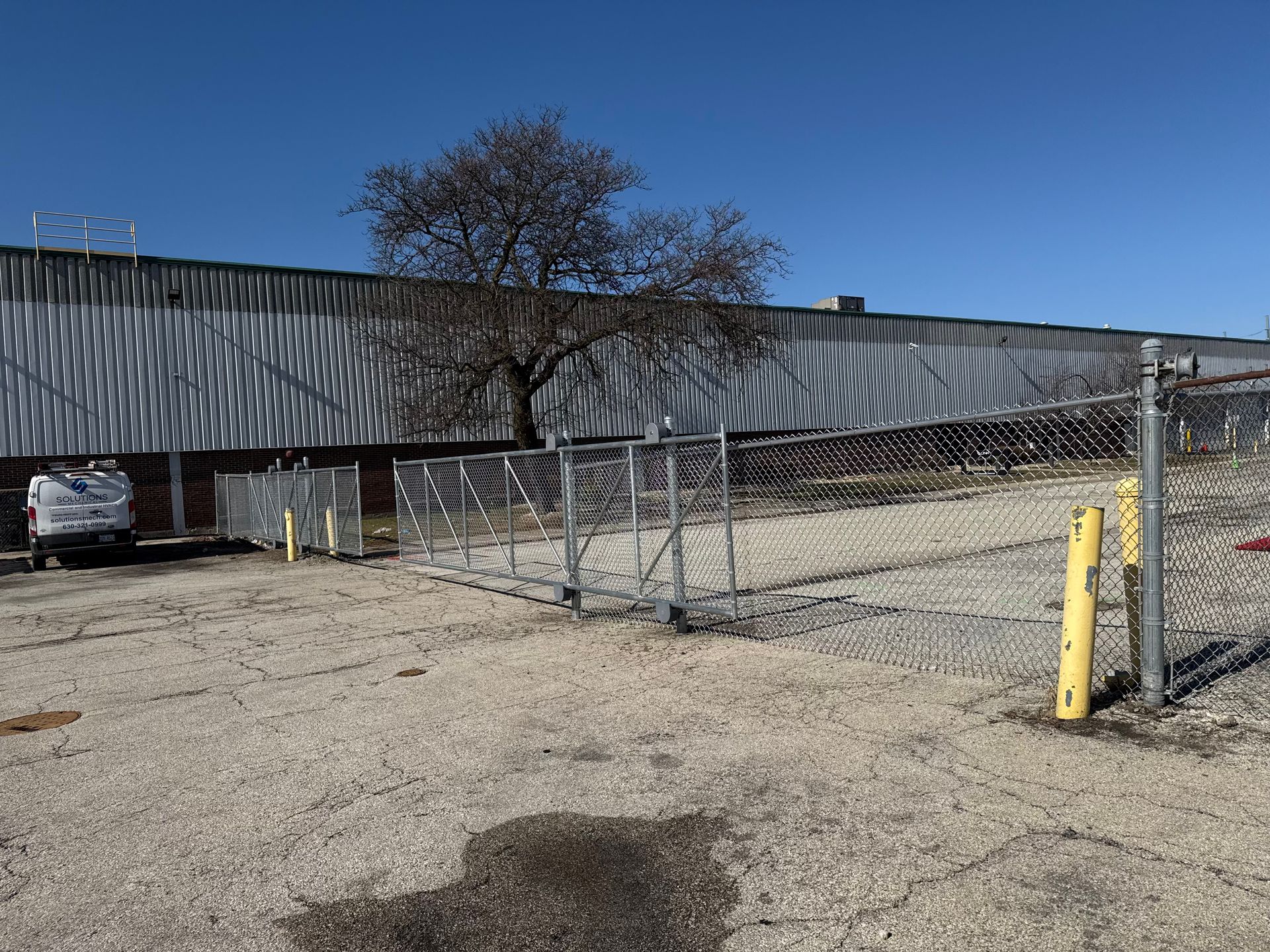 commercial gate installation cantilever sliding gates Illinois