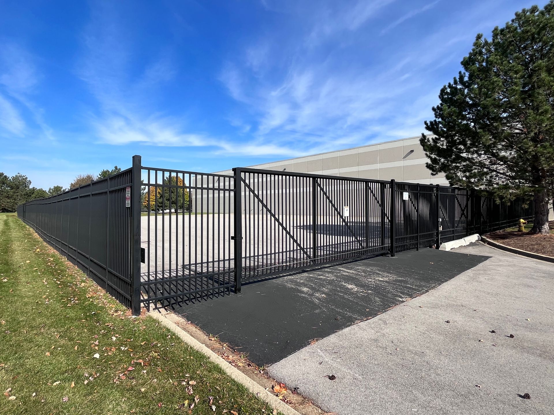 commercial fencing Illinois