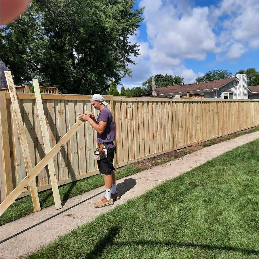 Fence Repair in lake in the hills, IL