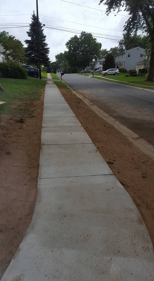 Concrete Sidewalk — New Castle, DE — Lopez General Contractors LLC