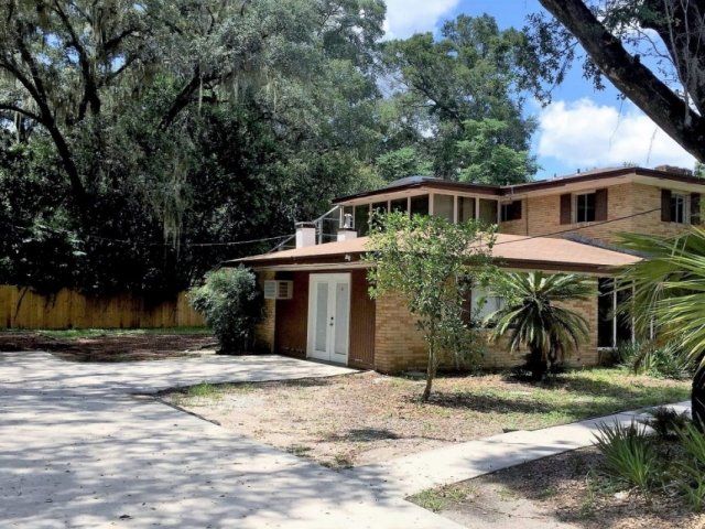 762 NW 22nd Street Exterior