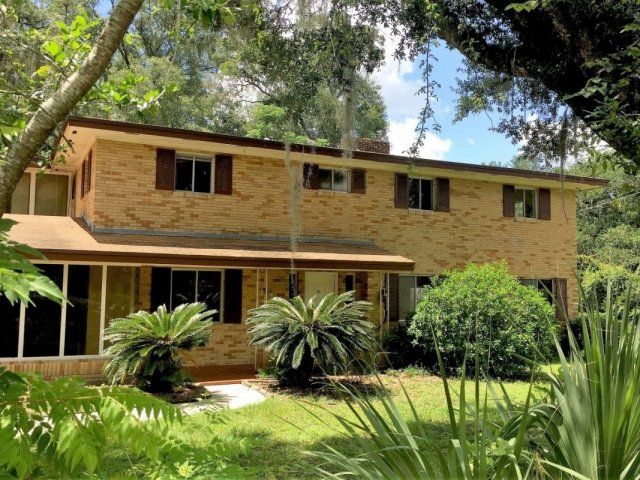 762 NW 22nd Street  Gainesville, Florida