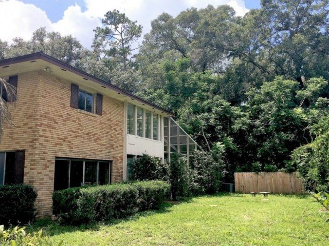 762 NW 22nd Street Exterior