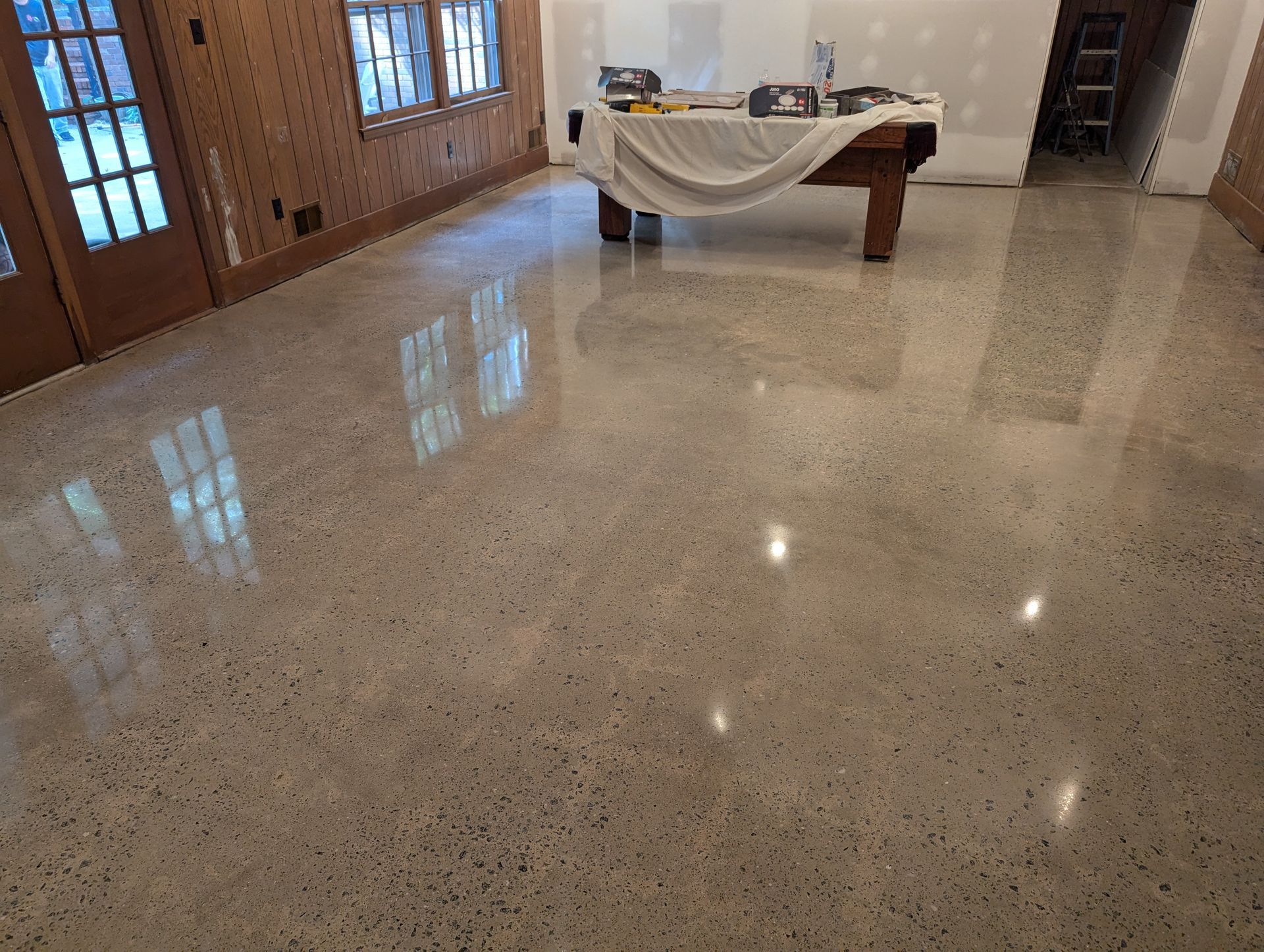 Polished concrete floor in Spartanburg with a smooth, reflective finish.
