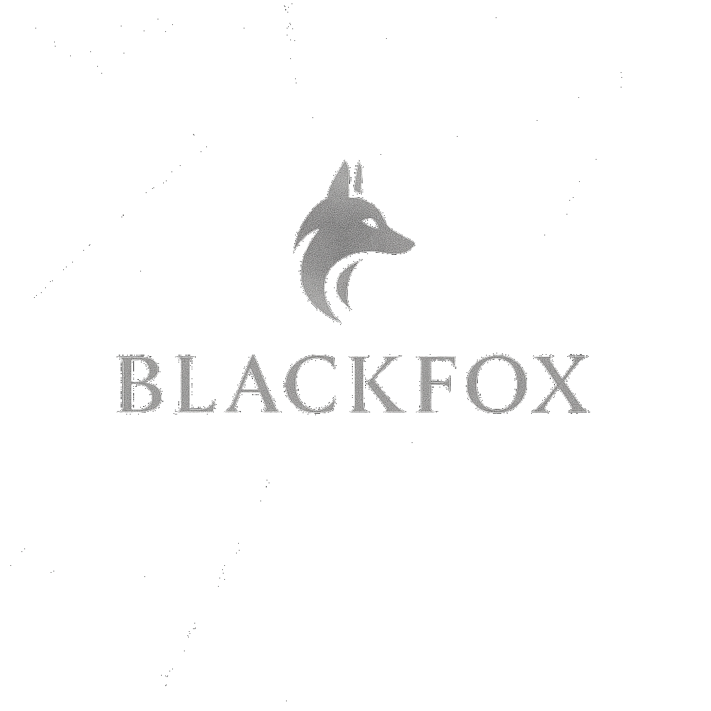 Logo for Blackfox, med et stilisert revehode over ordet «BLACKFOX» i grått.