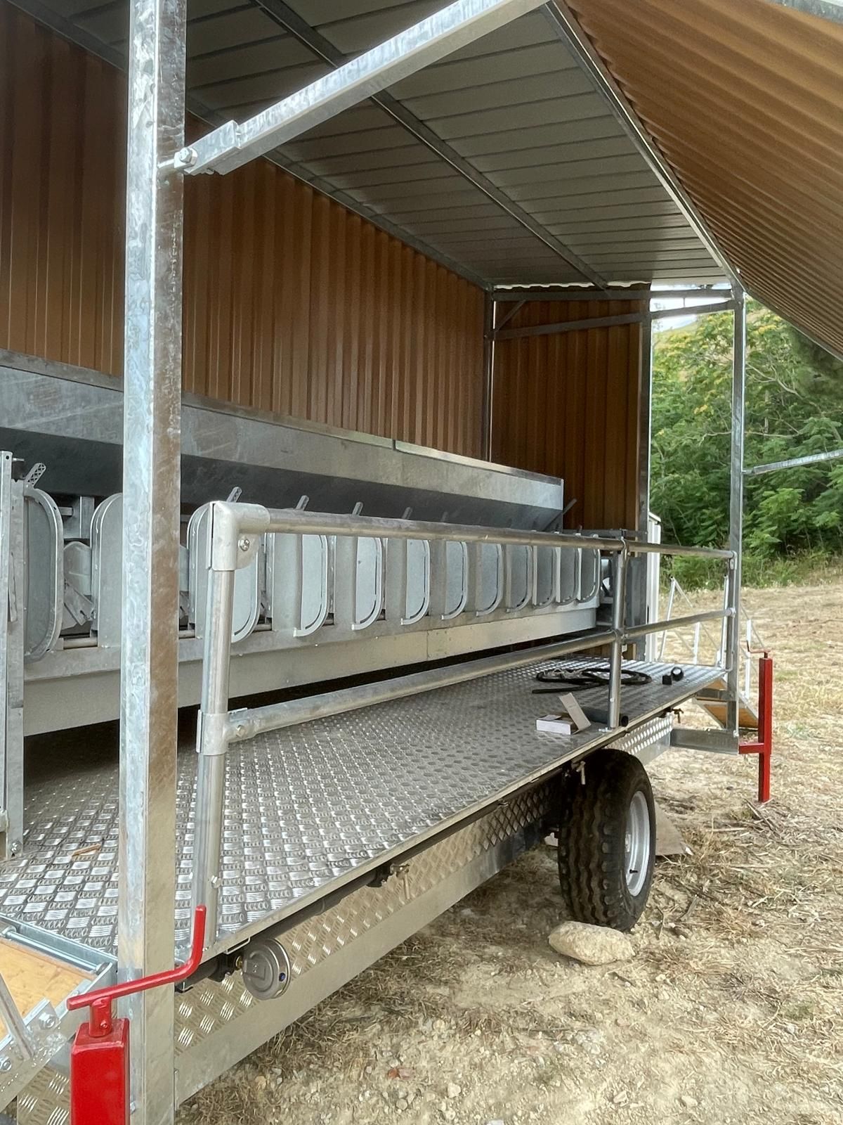 Carpenteria inox e lavorazioni su misura