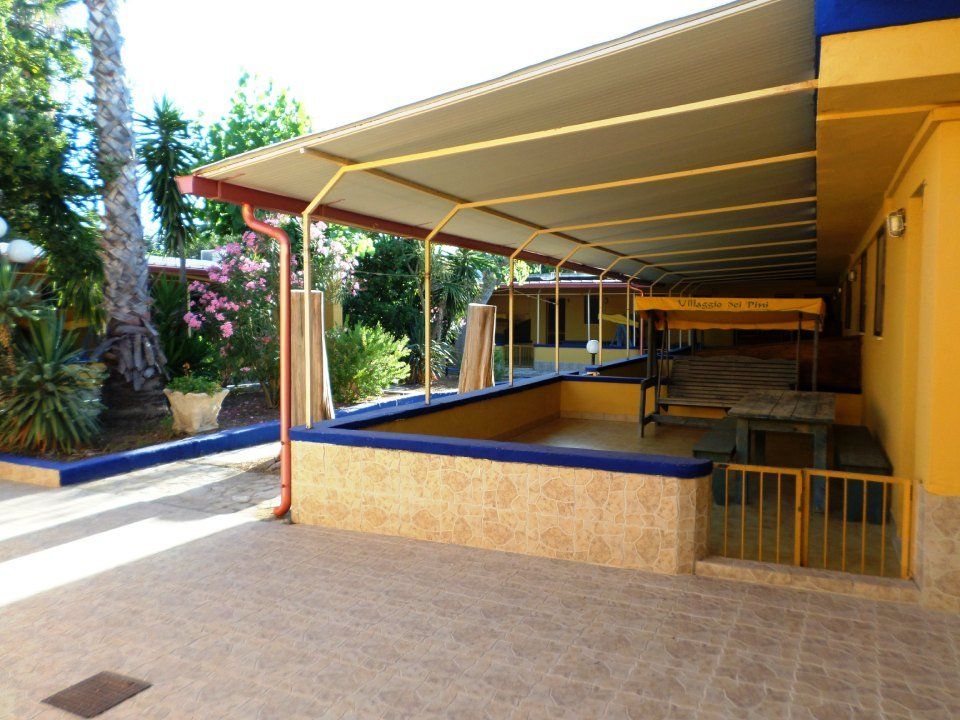 Trilocale con ampia veranda esterna coperta e attrezzata - residence hotel in Salento