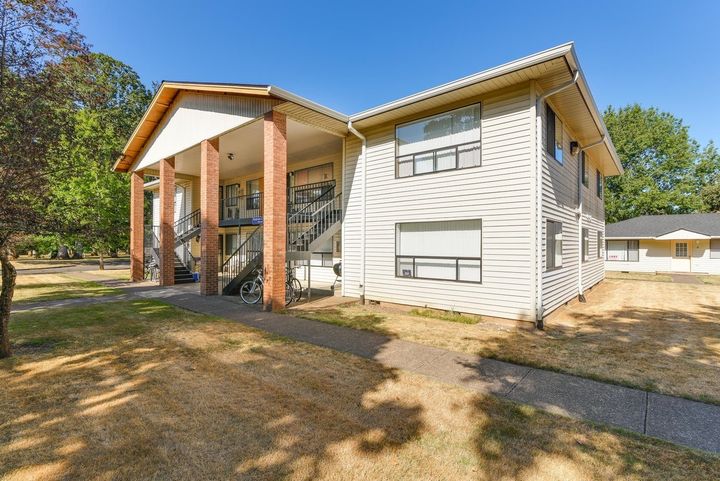 Parkview Grove Apartments Regency Management Inc