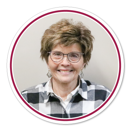 Head shot of smiling Gloria Knoll