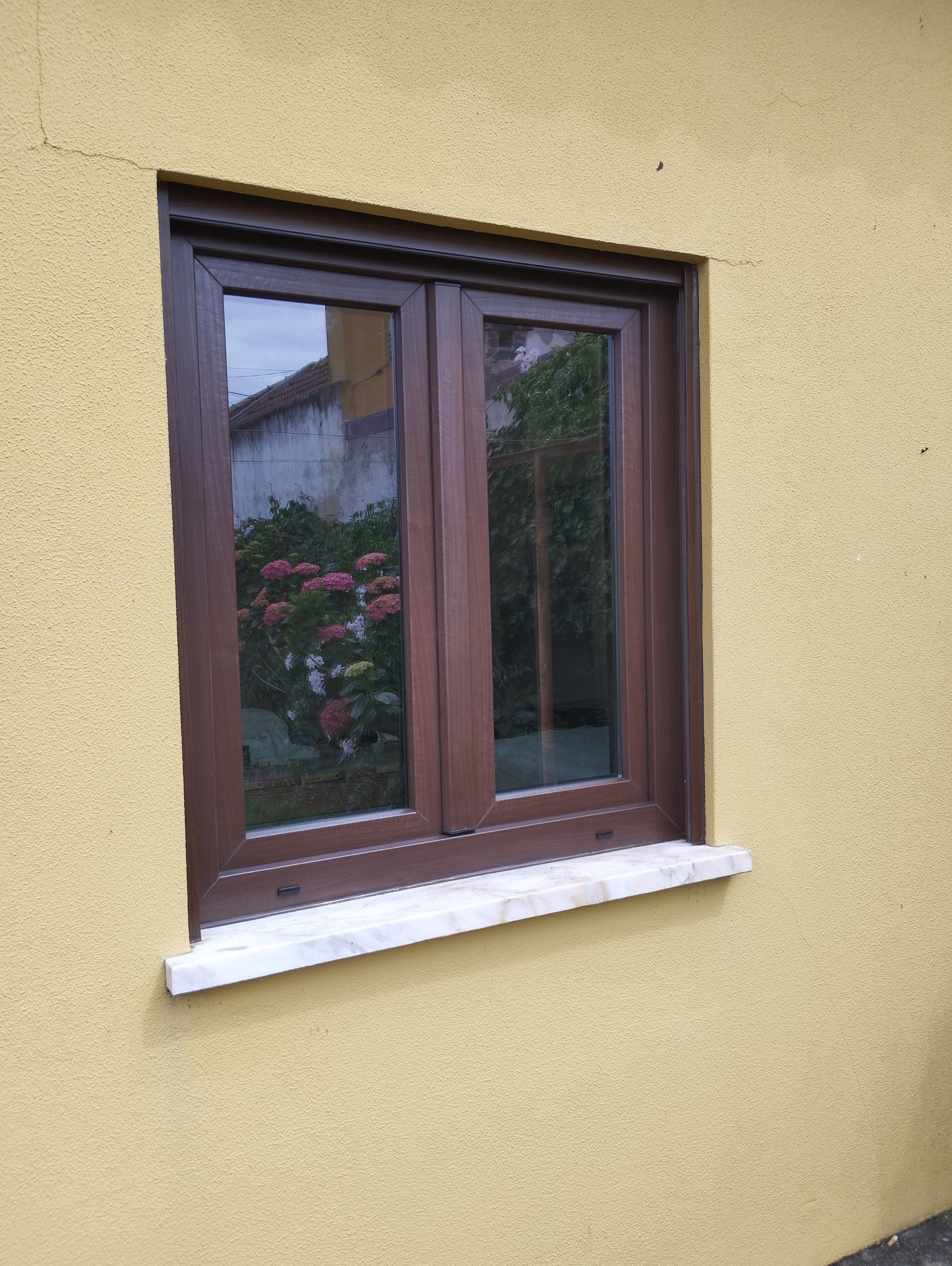 janela de abrir
ideal para projetos de arquitetura moderna e reabilitação urbana.