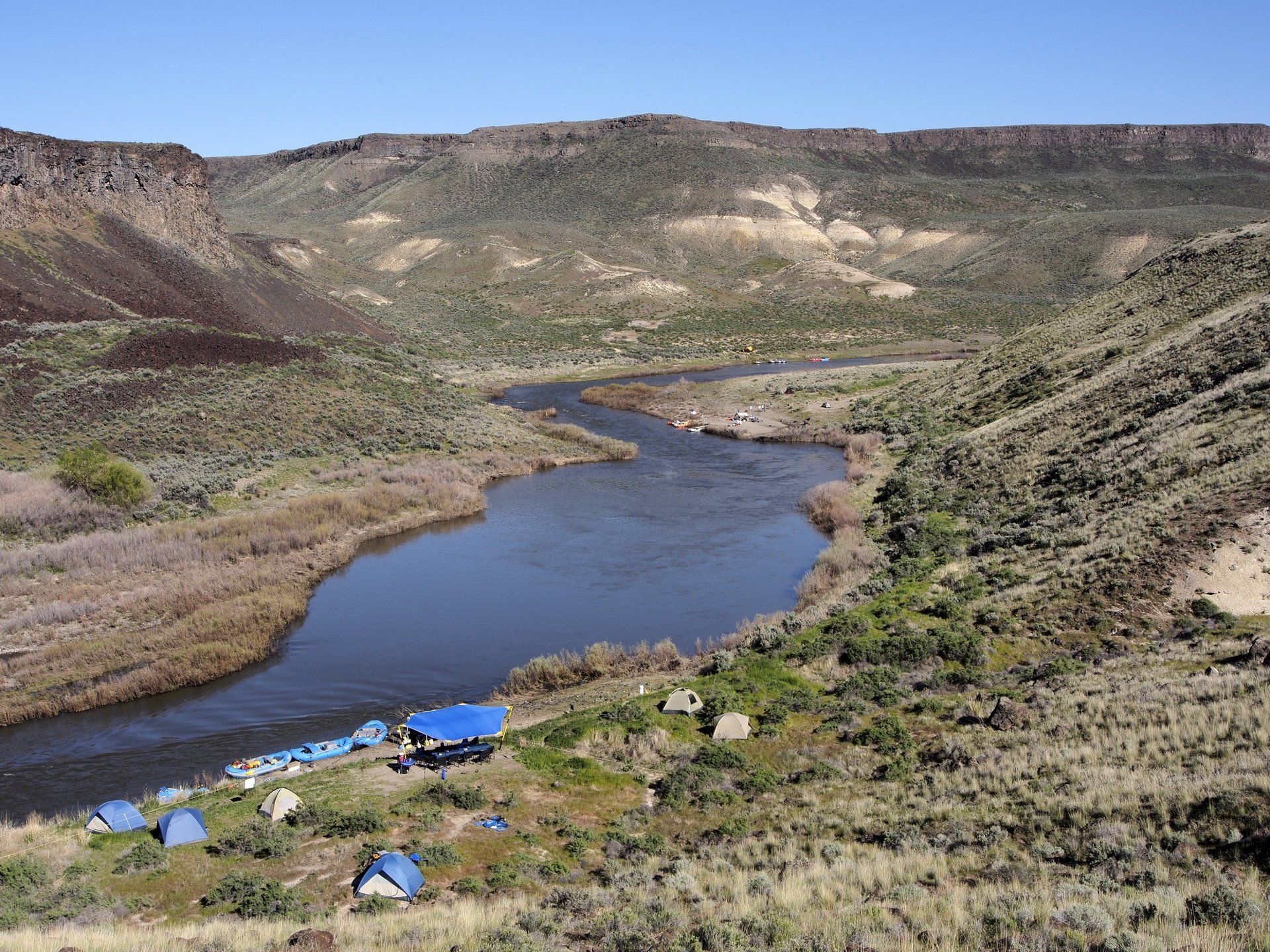 On our Owyhee River trips, we’ll enjoy one of several camps with access to nearby natural hot springs.
