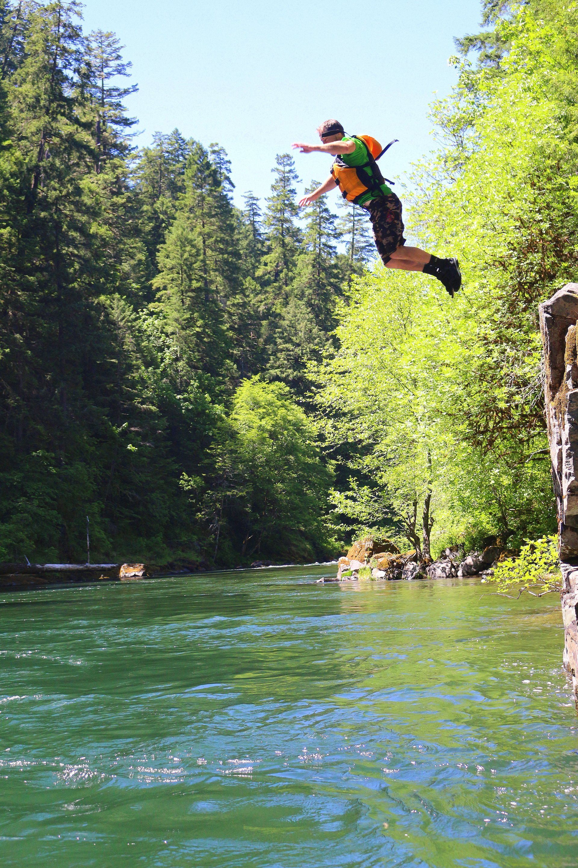 We provide private 2-day trips to North Umpqua River.