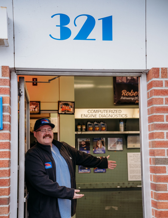 store hours | Bob and Sons Automotive