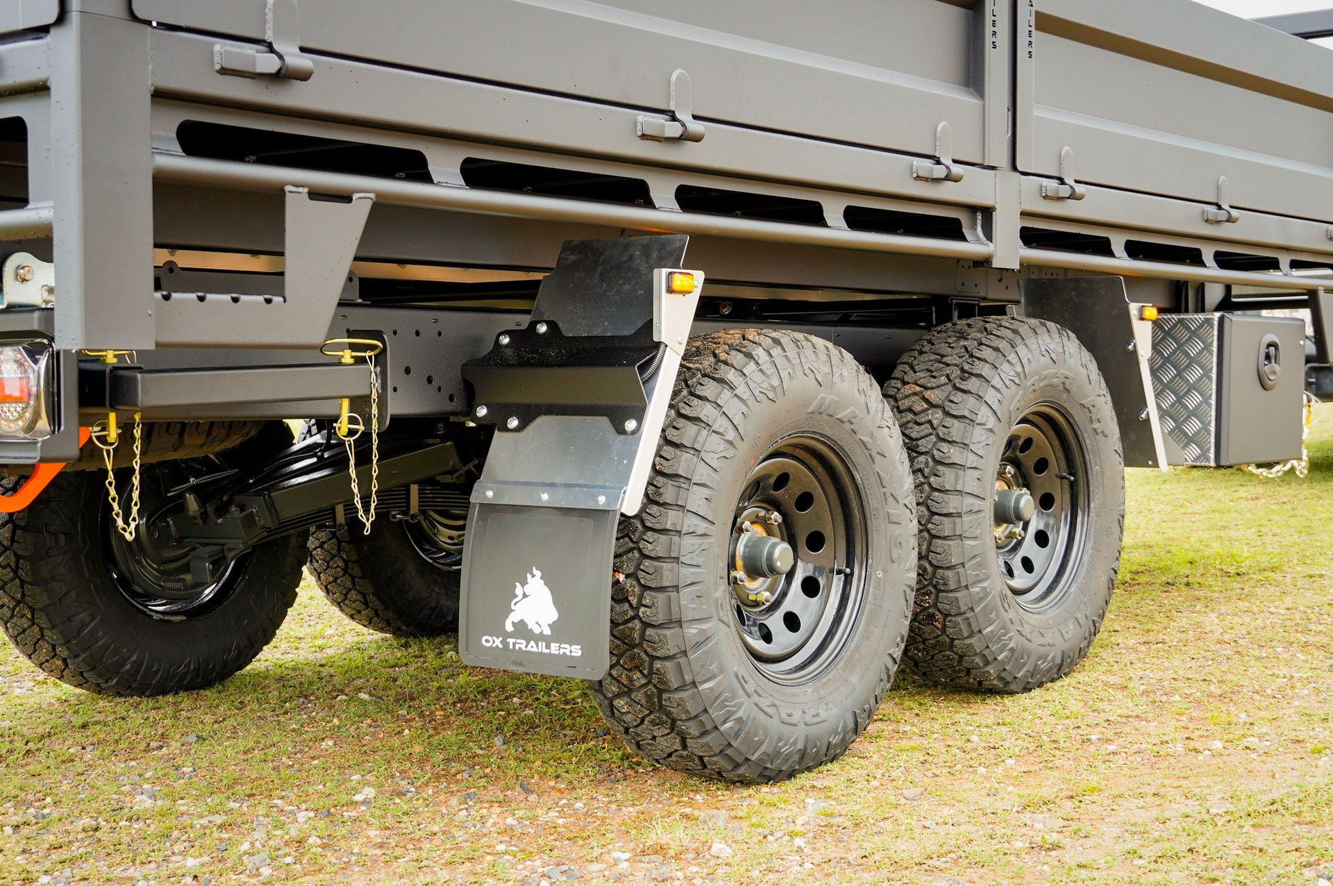 front fill point of undertray diesel tank on ox trailers 6m flat top trailer for construction company Gee Building.