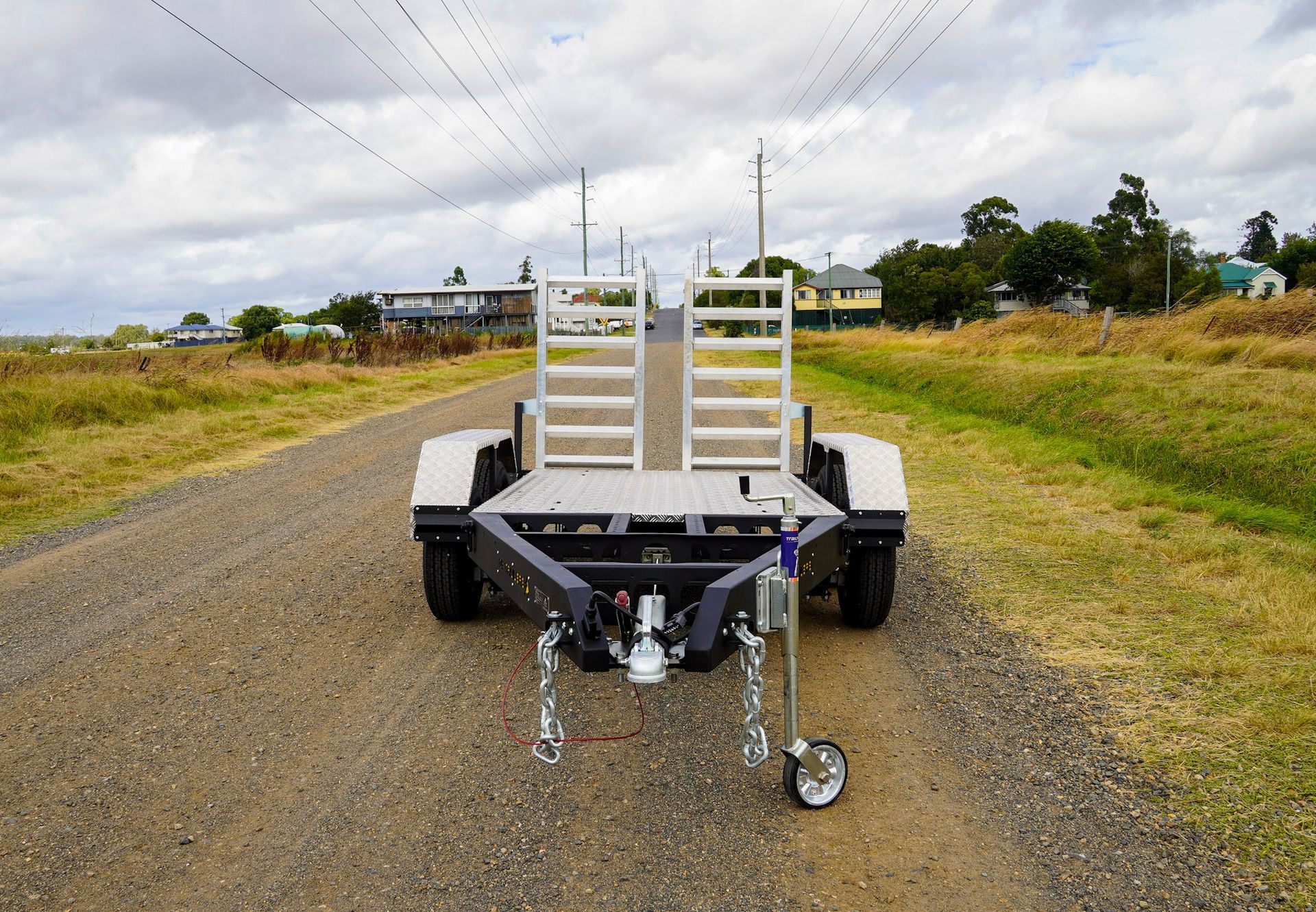 The side view of a trailer, depicting it's standard height.