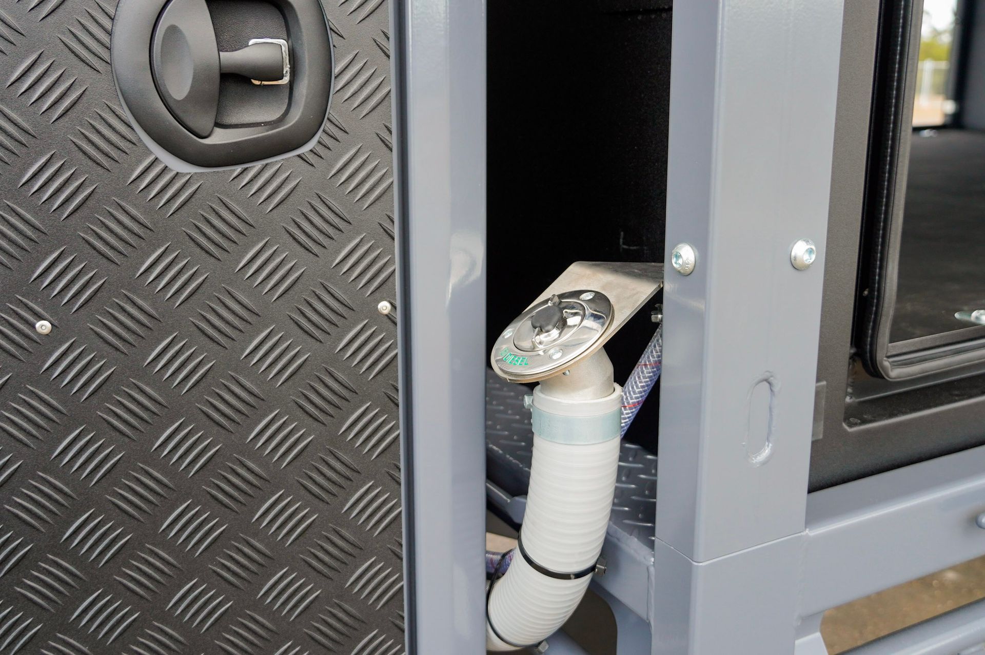 front fill point of undertray diesel tank on ox trailers 6m flat top trailer for construction company Gee Building.