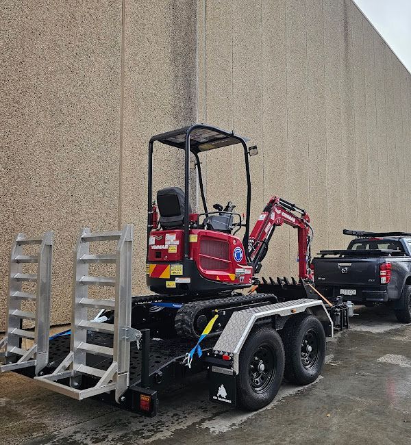 Daniel Henri Diesel Fitter Trailer