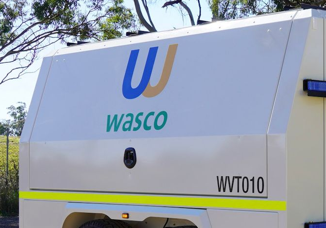 The Komatsu Service Trailer on site.