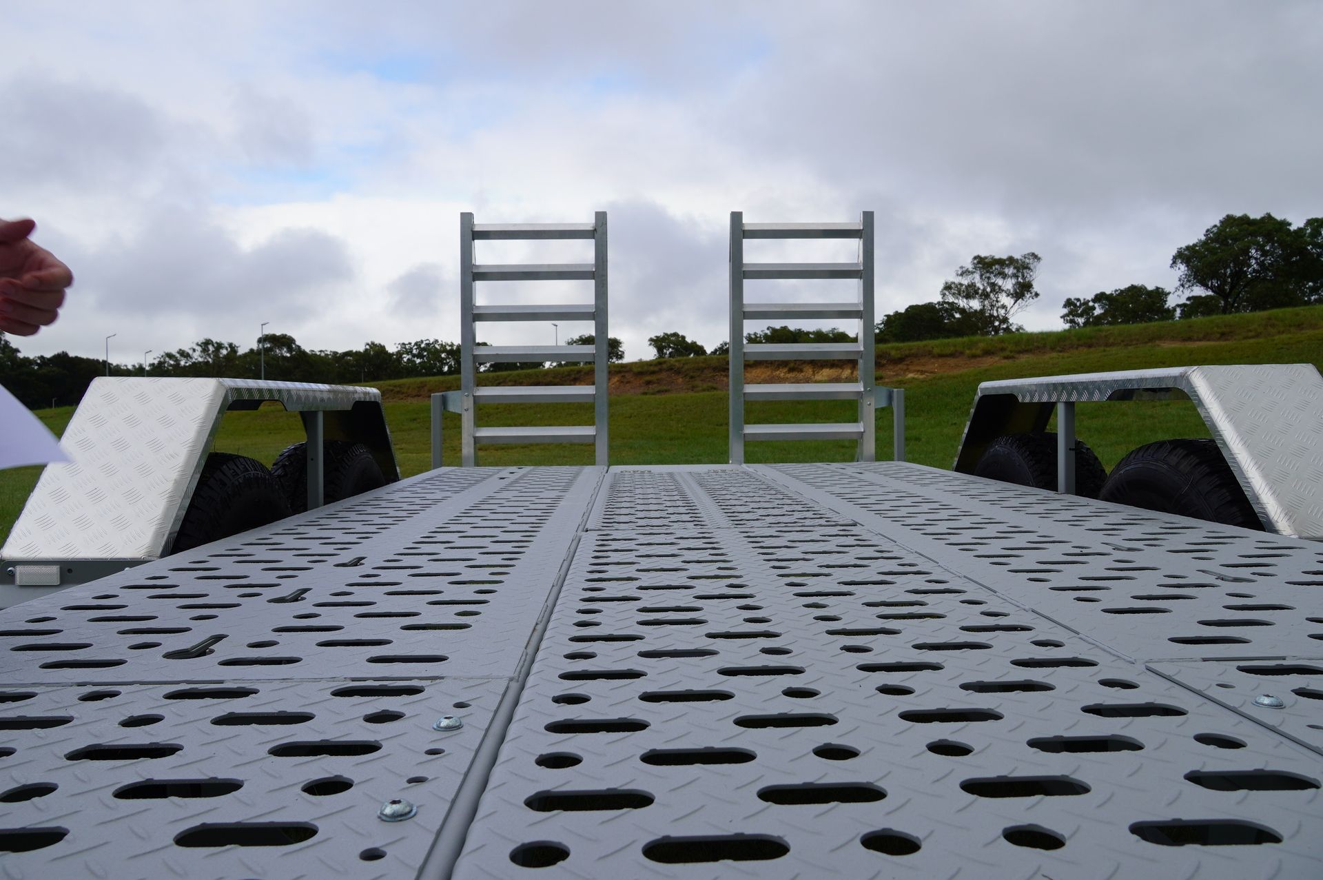 3mm deck in-fill panel of an ox pro series plant trailer
