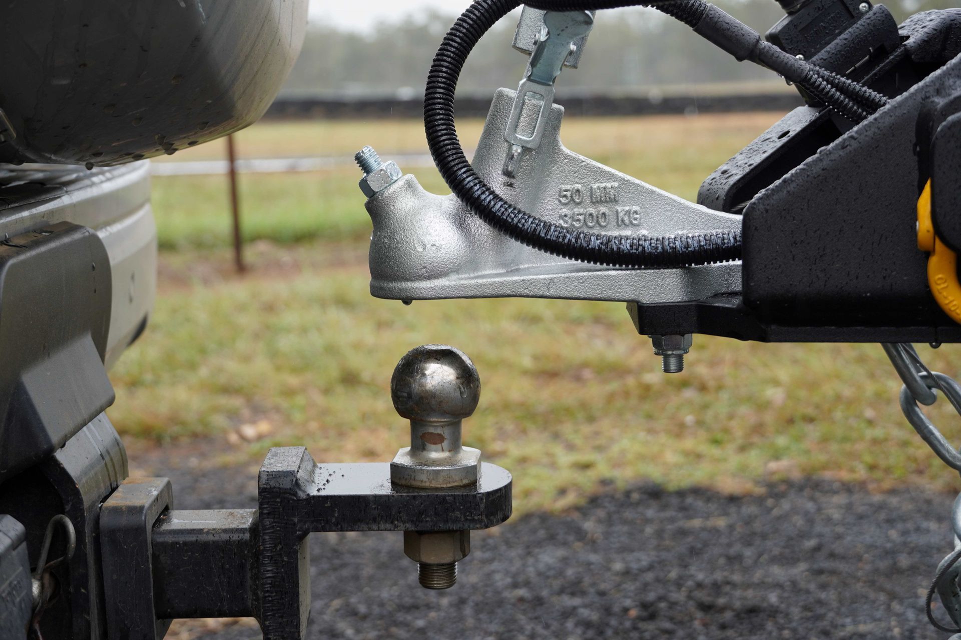 3500kg trailer coupling lined up above the 50mm tow ball of the tow vehicle