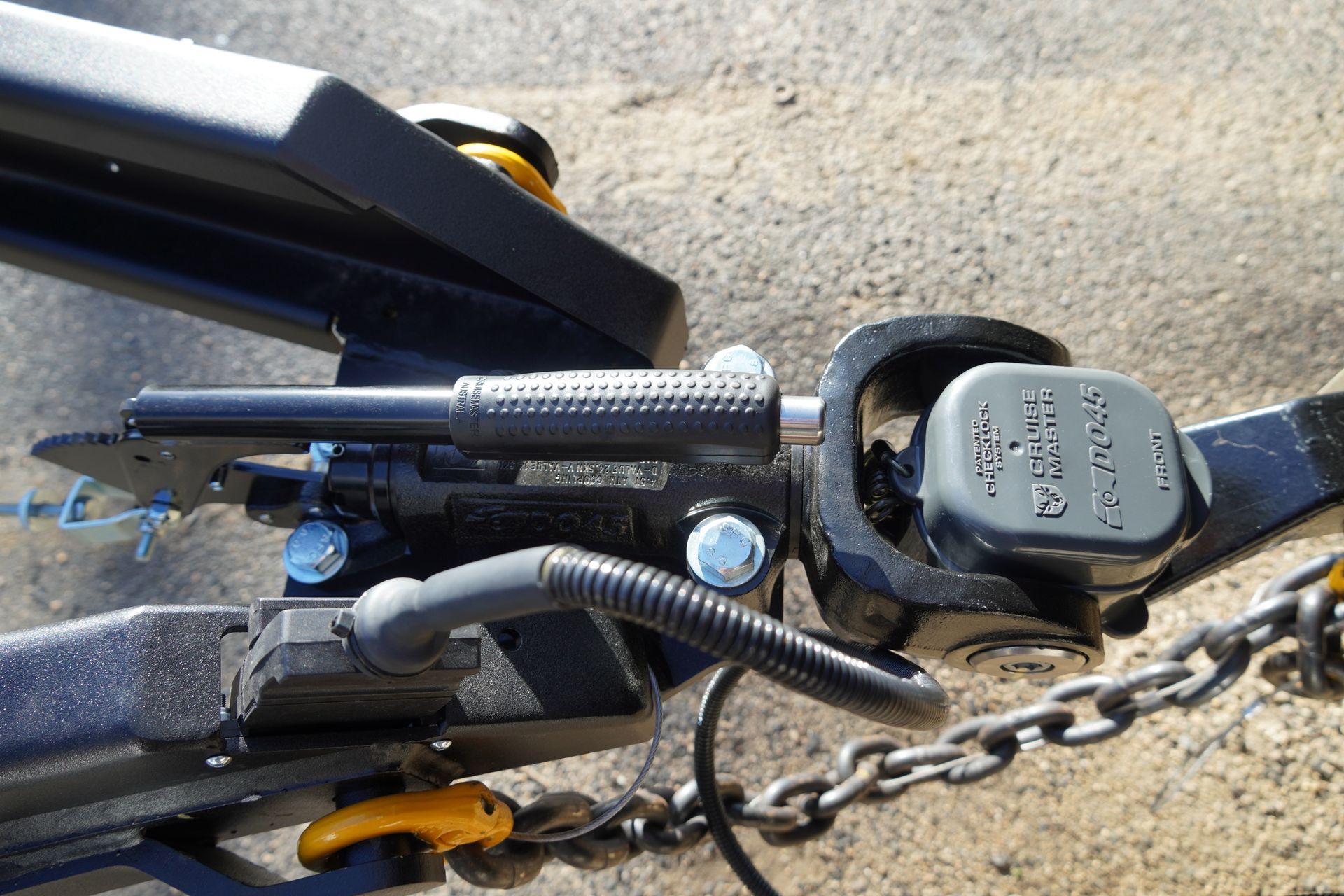 heavy duty ox trailers drawbar with CruiseMaster DO35 installed for safe and reliable towing off road.