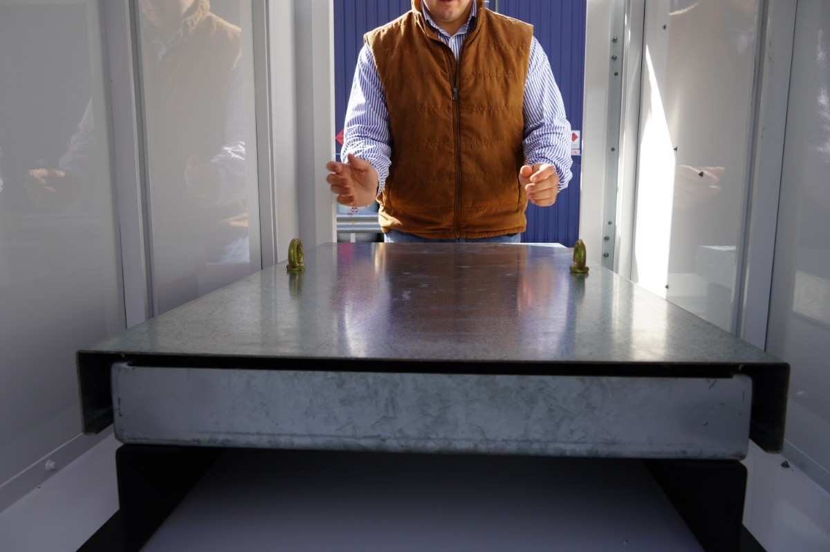 Internal Fridge Slide of an Ox Trailer