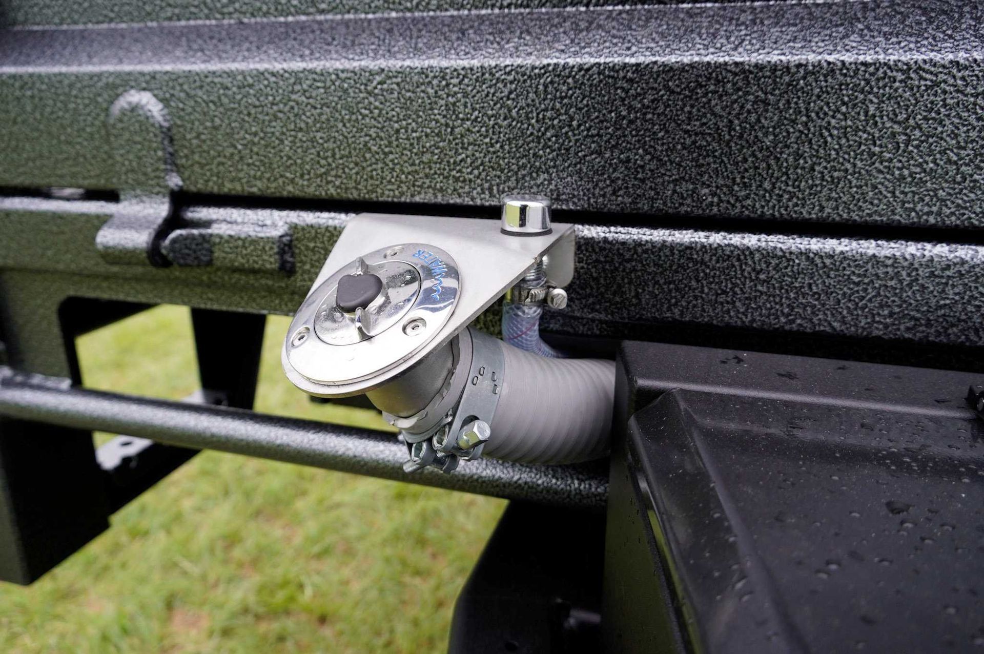 front fill point of undertray diesel tank on ox trailers 6m flat top trailer for construction company Gee Building.