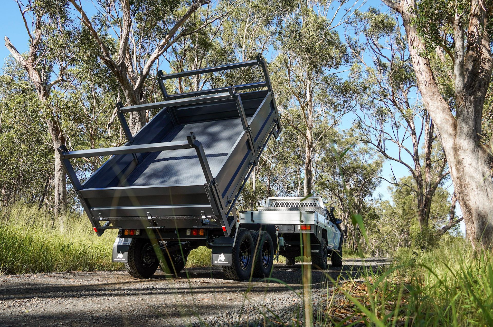 front fill point of undertray diesel tank on ox trailers 6m flat top trailer for construction company Gee Building.