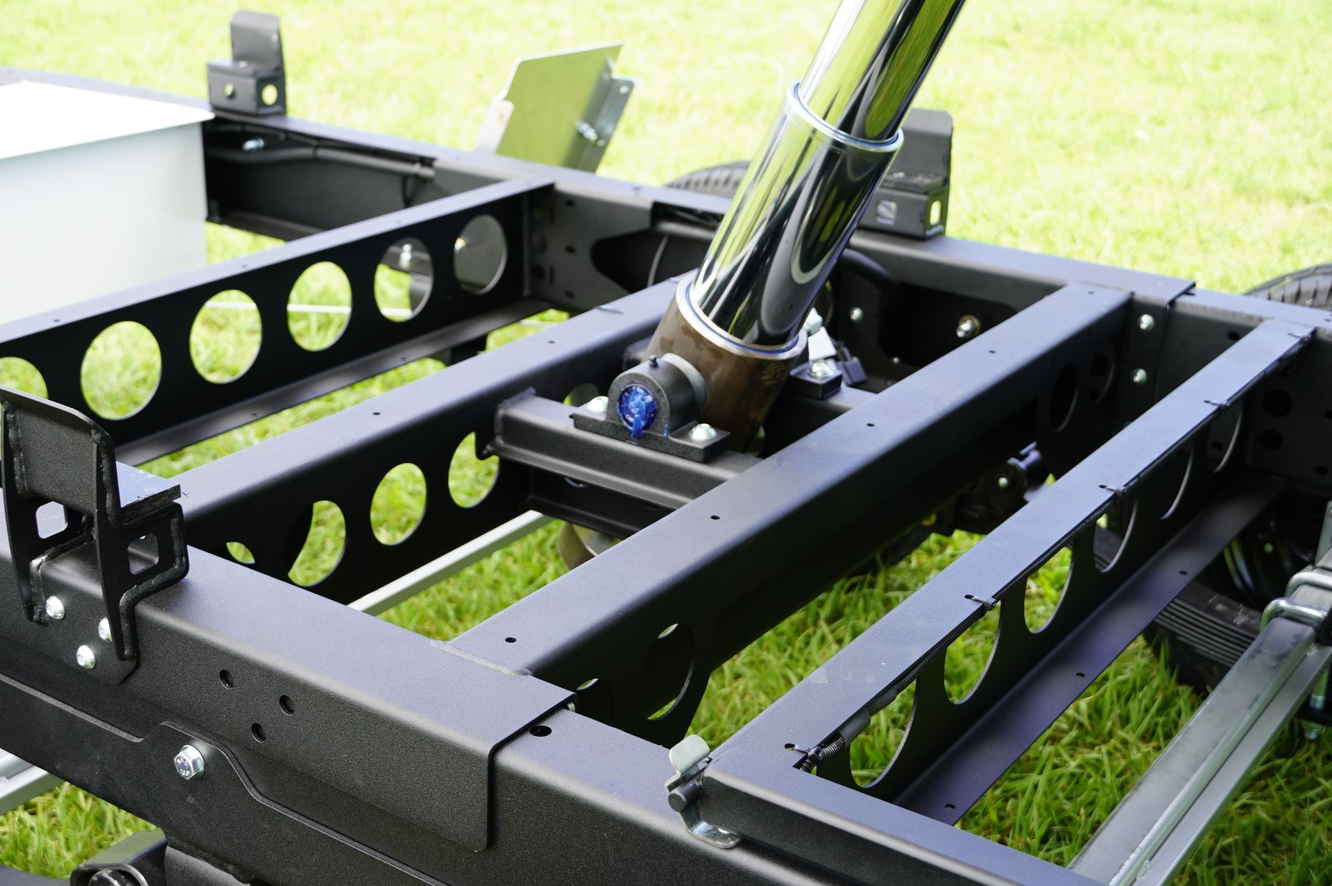 front of the trade series flat top trailer depicting the length of the drawbar.