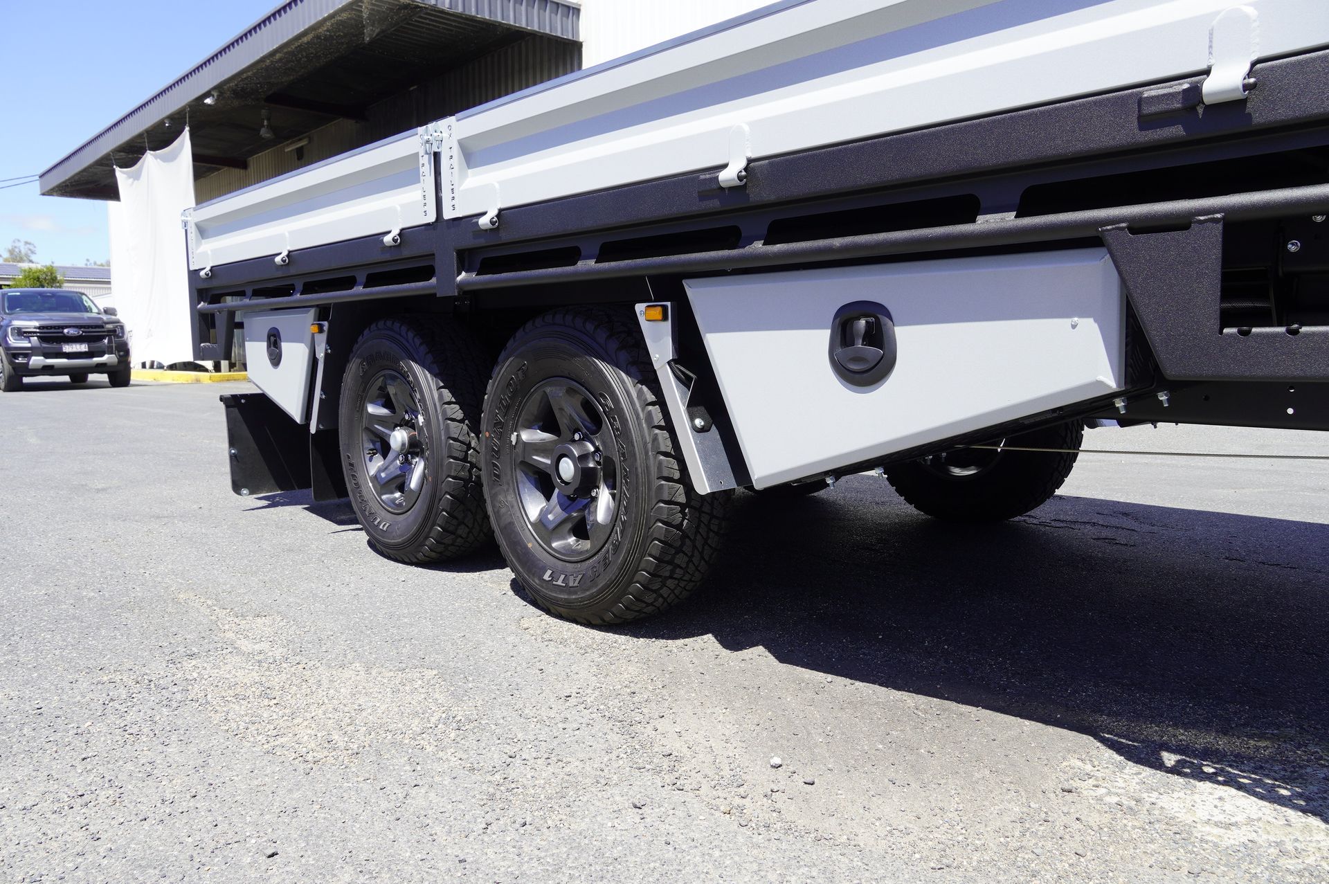 Cruisemaster DO45 coupling on the 4.5-tonne rated chassis of an ox trailer built for the construction industry.