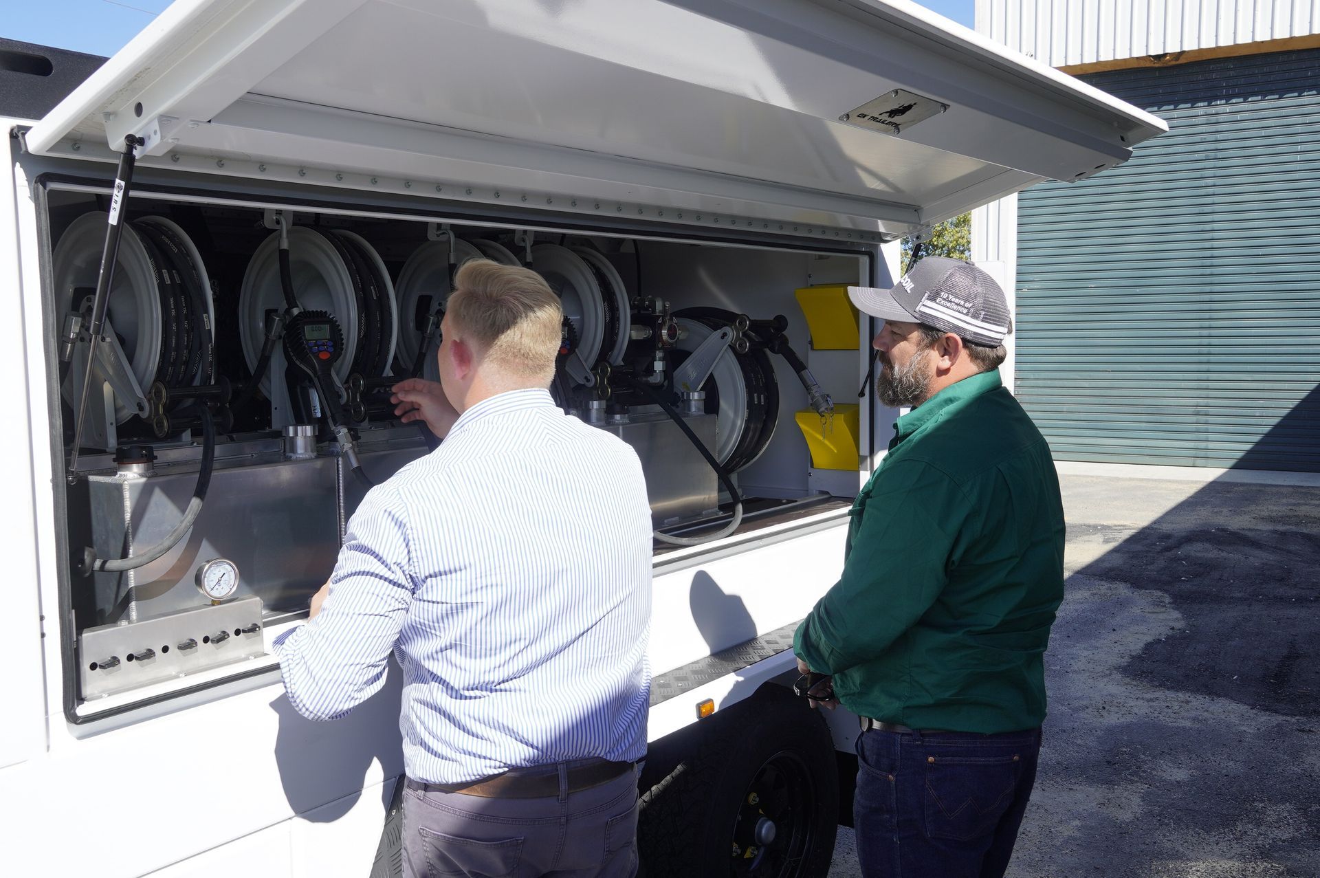 the three removable ladder racks on the 6m long tray of an ox flat top trailer.