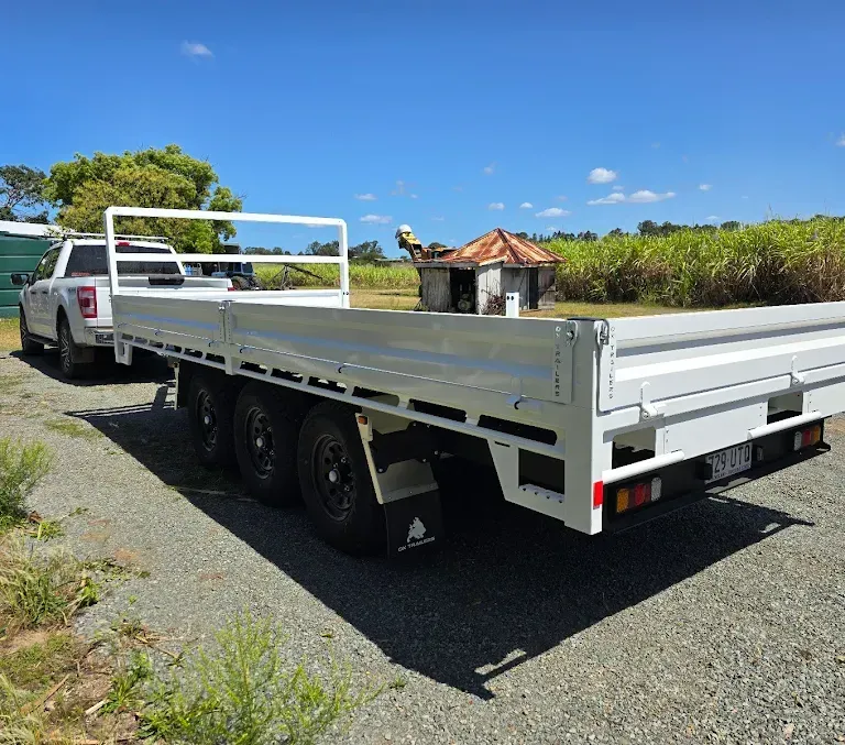 Back view of Stuart Howells Rear Tipper.