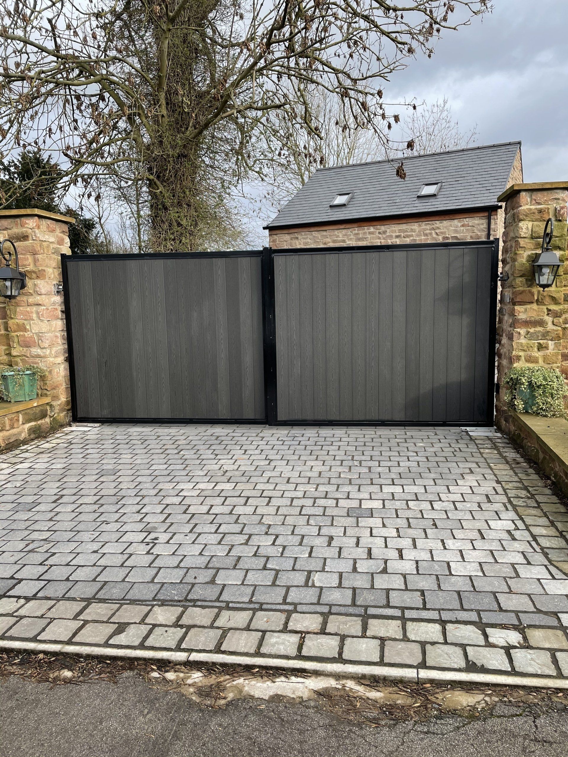 Composite Gates Sheffield