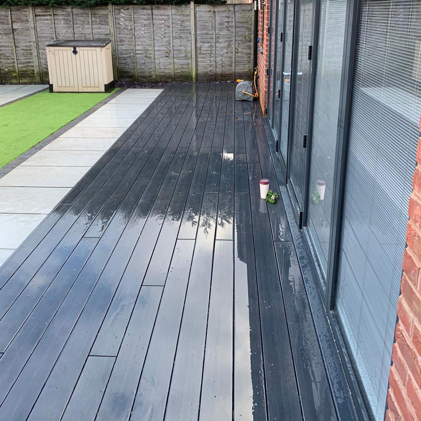 Zest Decking Coventry - grey composite decking