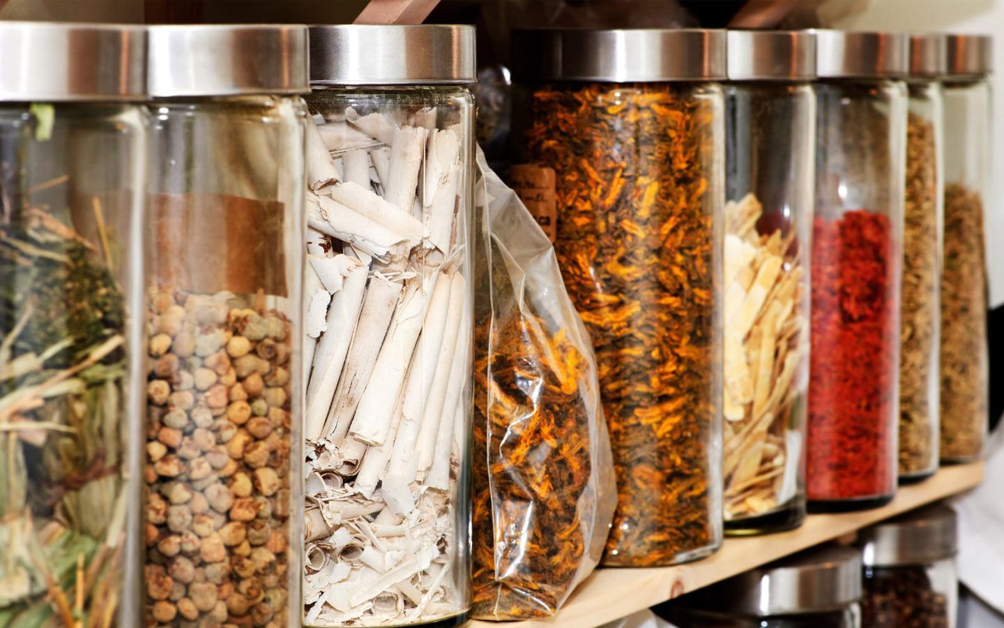 Traditional Chinse Medicine Jennie Chews in Grays, Thurrock