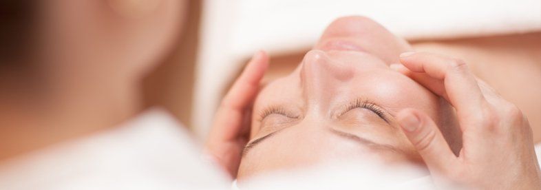 Indian Facelift Massage by Jennie Chews Essence of Healing in Grays, Thurrock