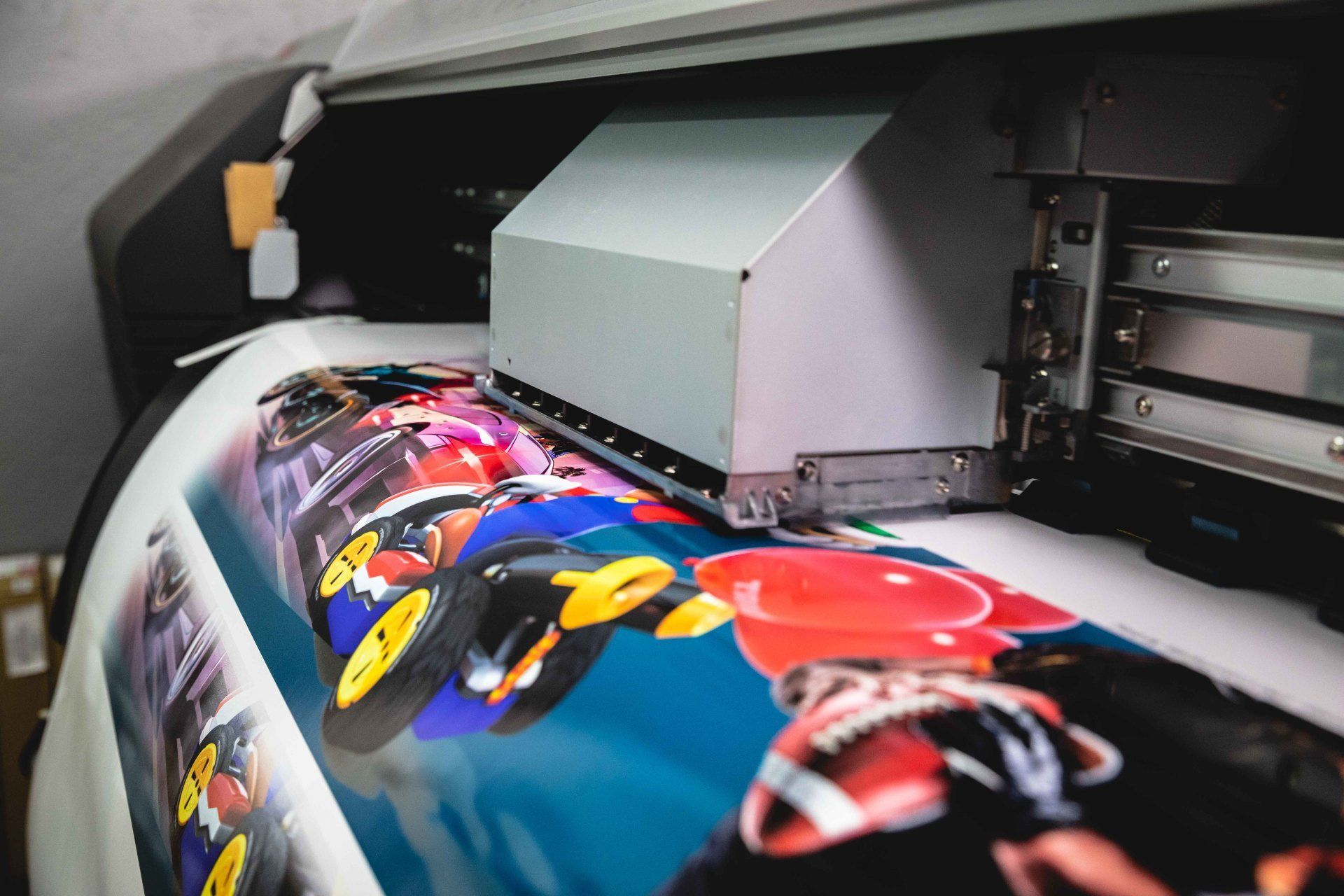 Epic Game Bus Custom Vehicle Wrap