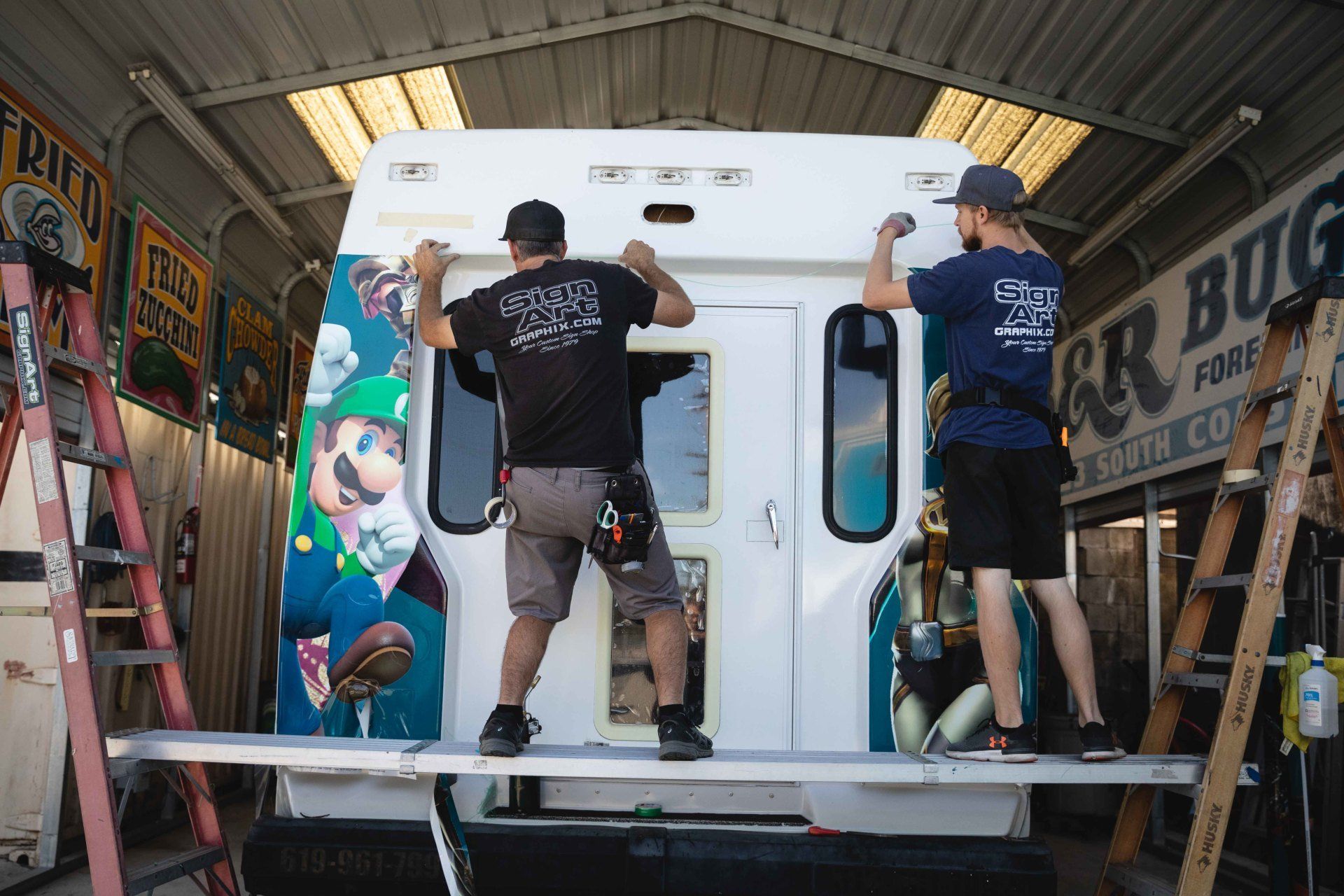 Epic Game Bus Custom Vehicle Wrap